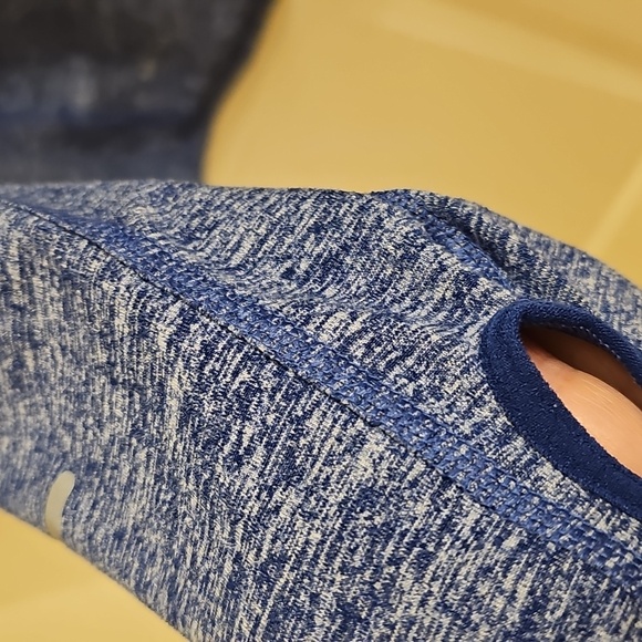 Nike Element Dri-Fit Blue Quarter-Zip Pullover - Picture 5 of 7